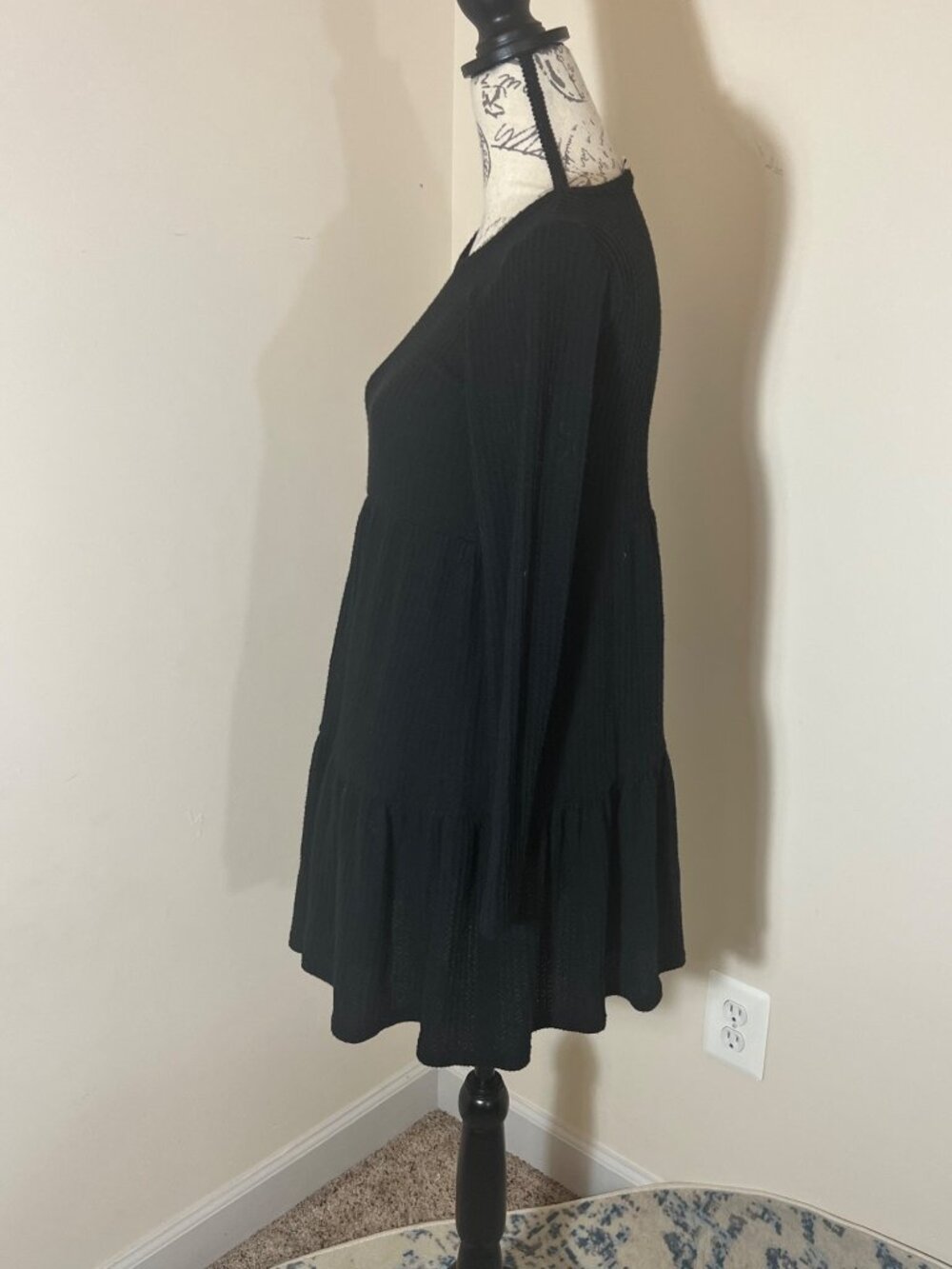 American Eagle Waffle Knit Mini Black Dress Tiered Long Sleeve Casual XS - Picture 2 of 9